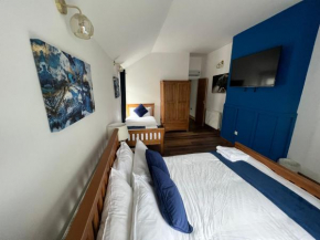 City Escape , 10 mins walk to the City Centre and Principality Stadium Sleeps 5